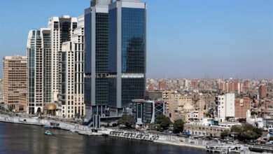 غدًا.-عودة-البنوك-والبورصة-المصرية-للعمل-في-مواعيدها-الطبيعية